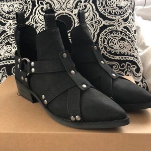 Black short booties